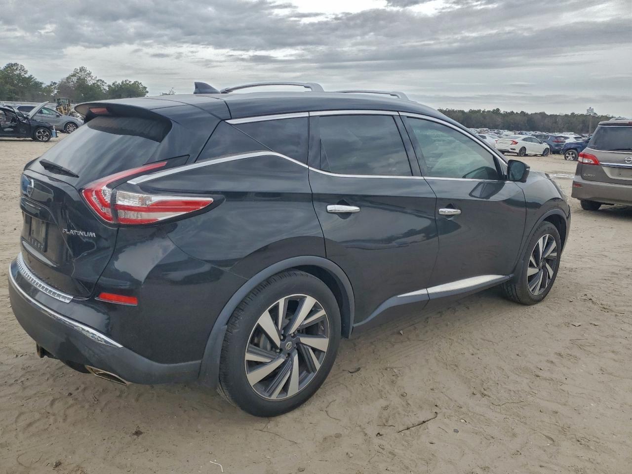 2017 NISSAN MURANO