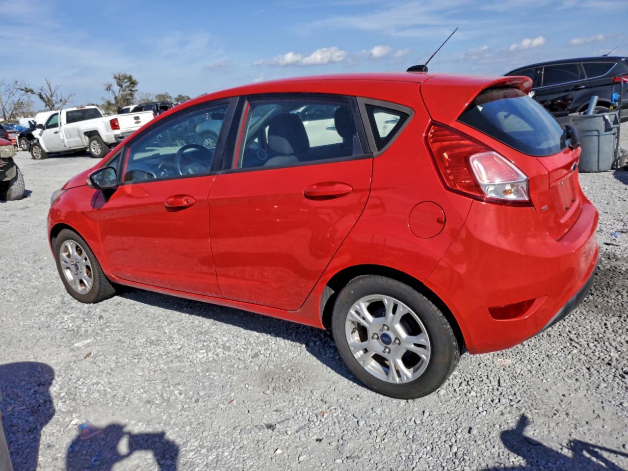 2015 FORD Fiesta