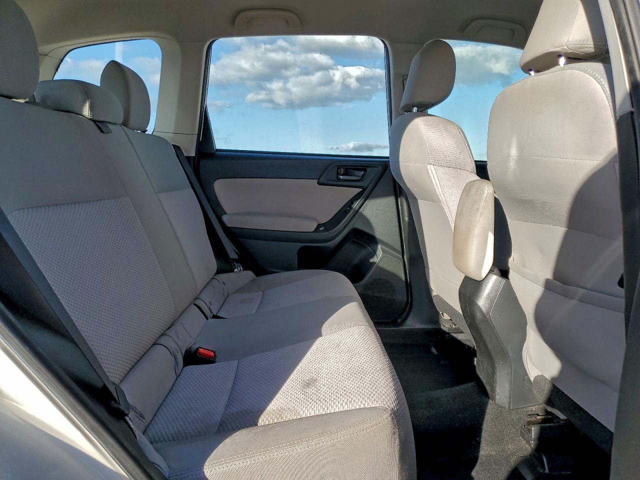 2015 SUBARU FORESTER