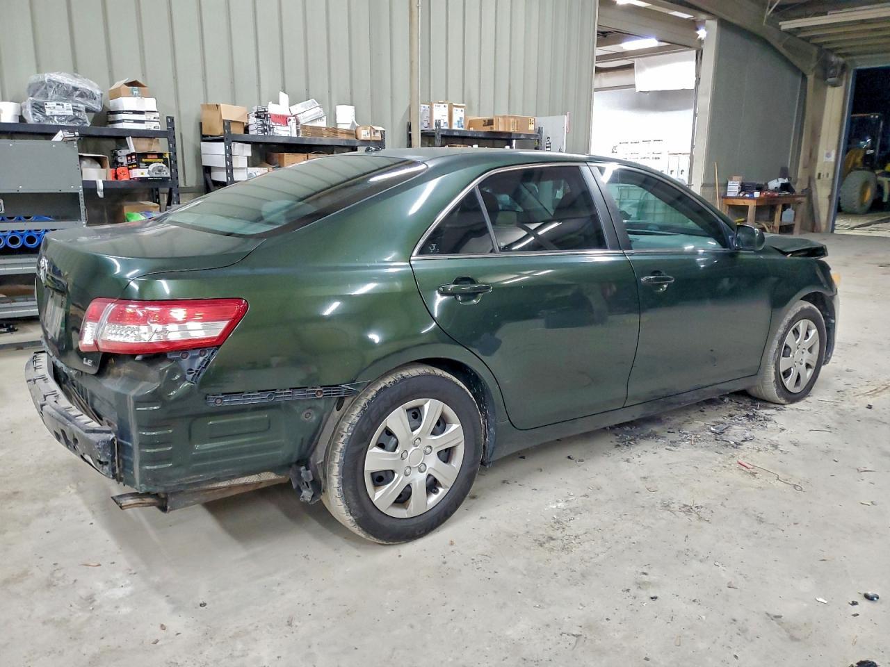 2011 TOYOTA CAMRY
