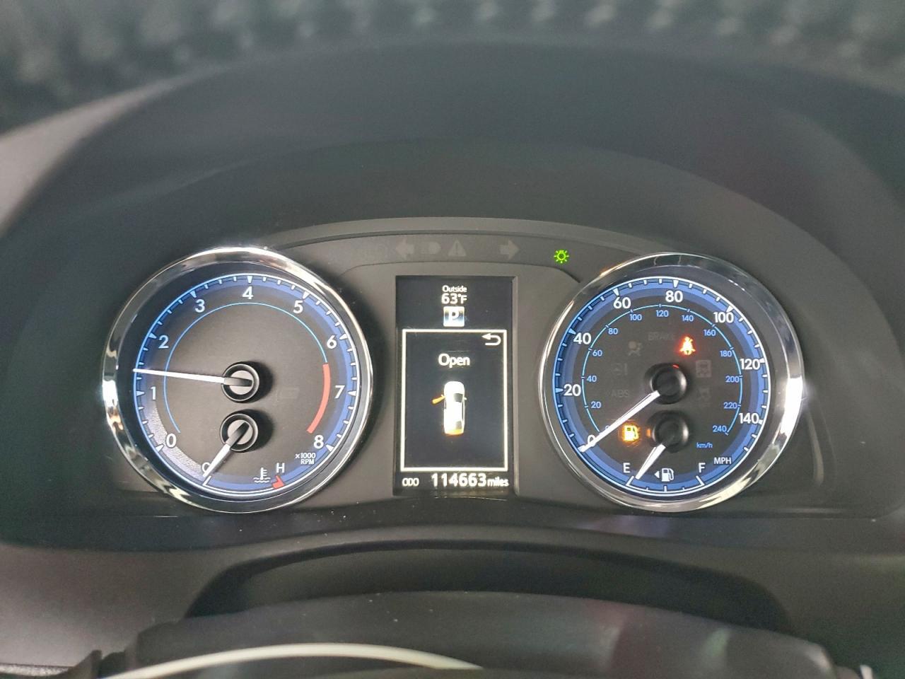 2018 TOYOTA COROLLA
