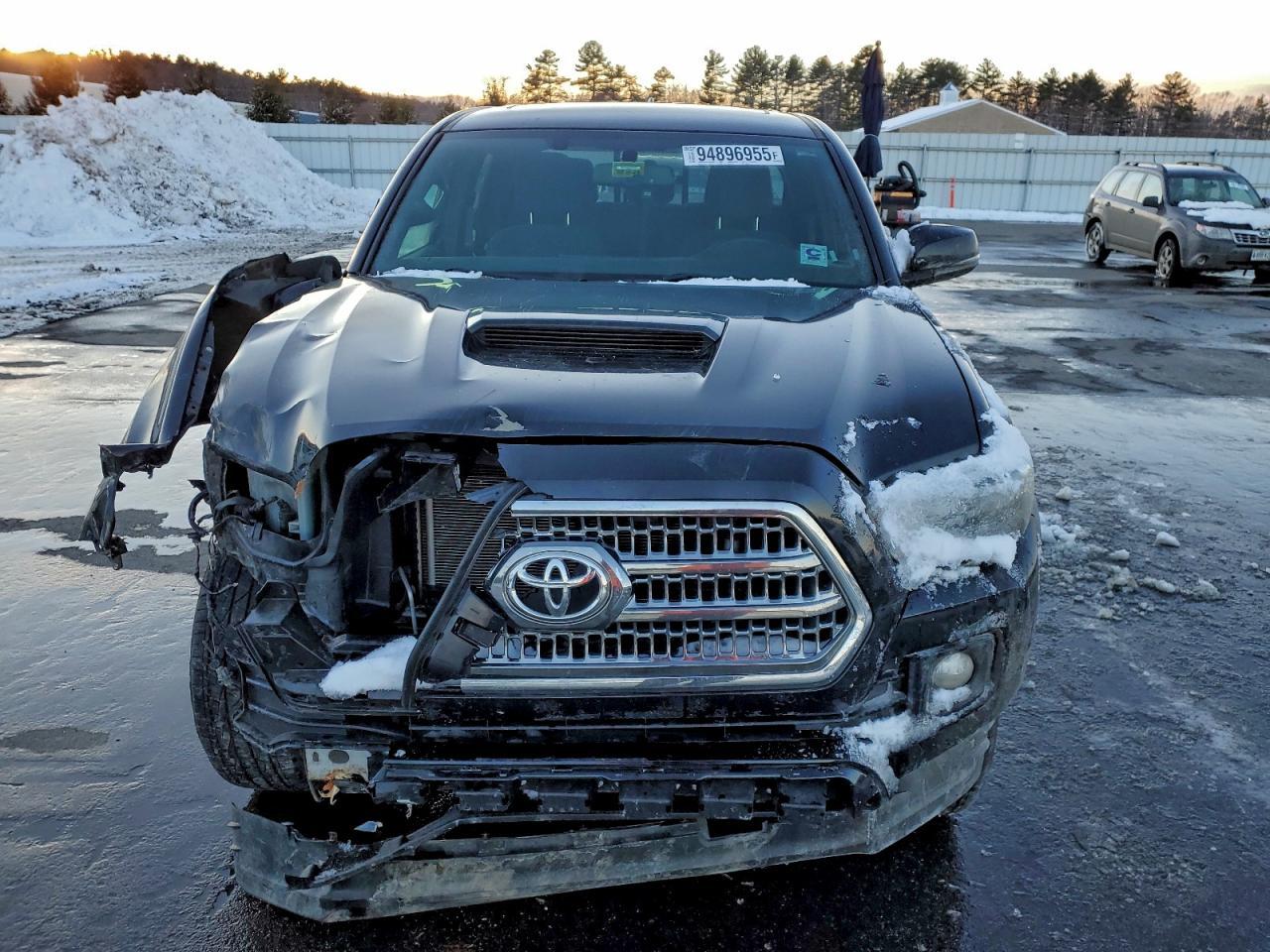 2016 TOYOTA TACOMA