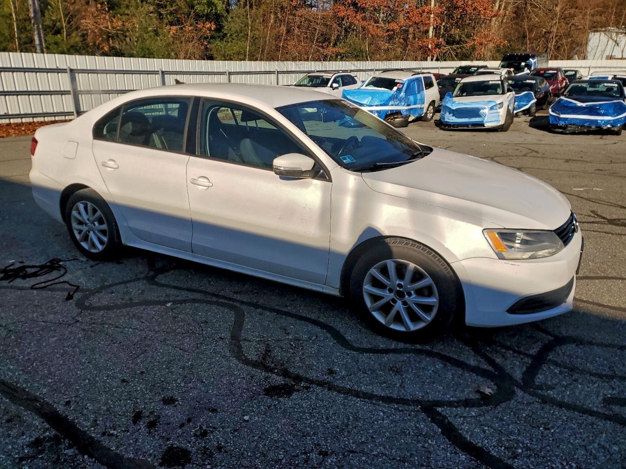 2012 VOLKSWAGEN JETTA