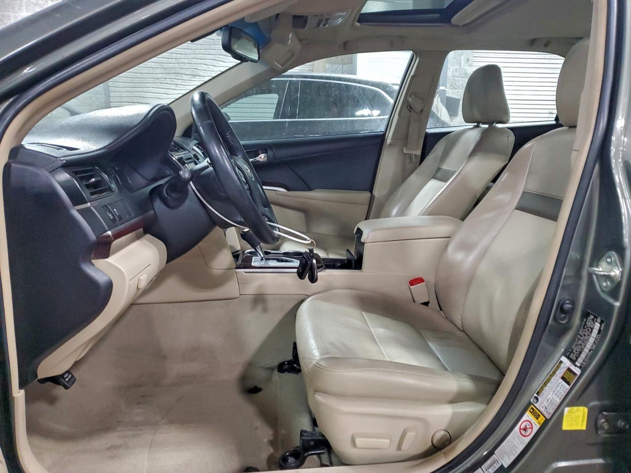 2014 TOYOTA CAMRY