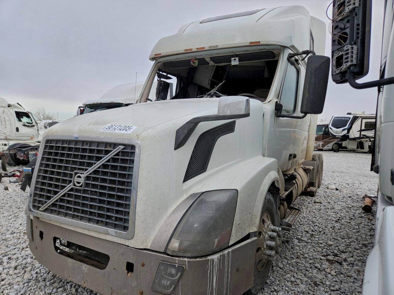 2013 VOLVO VNL