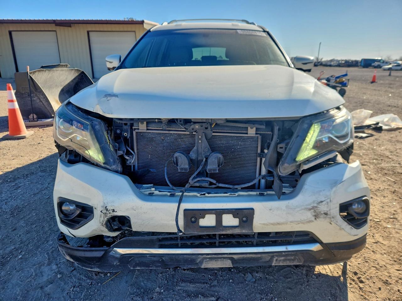 2017 NISSAN PATHFINDER