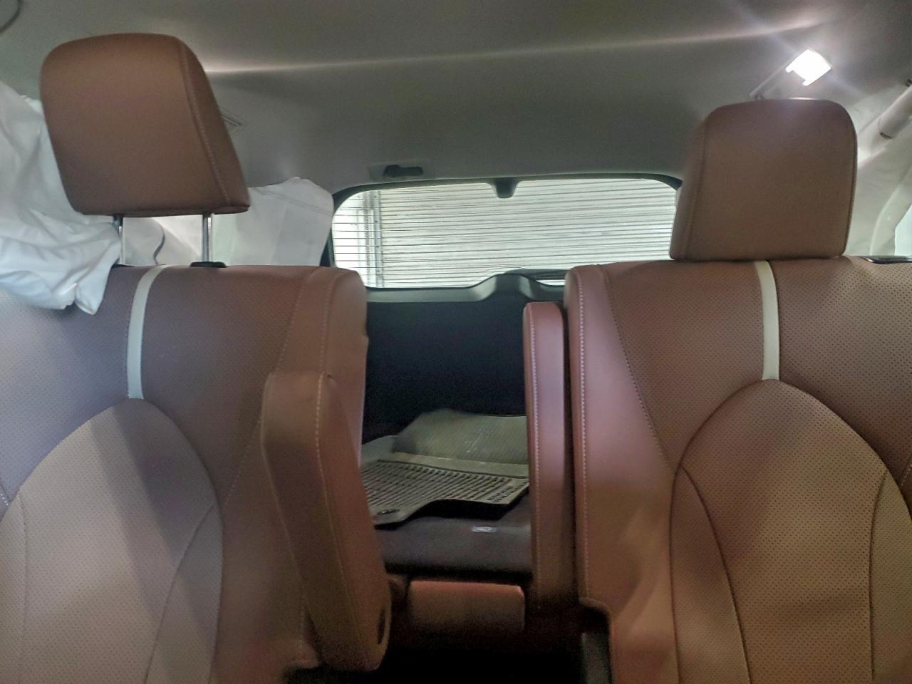 2024 TOYOTA HIGHLANDER