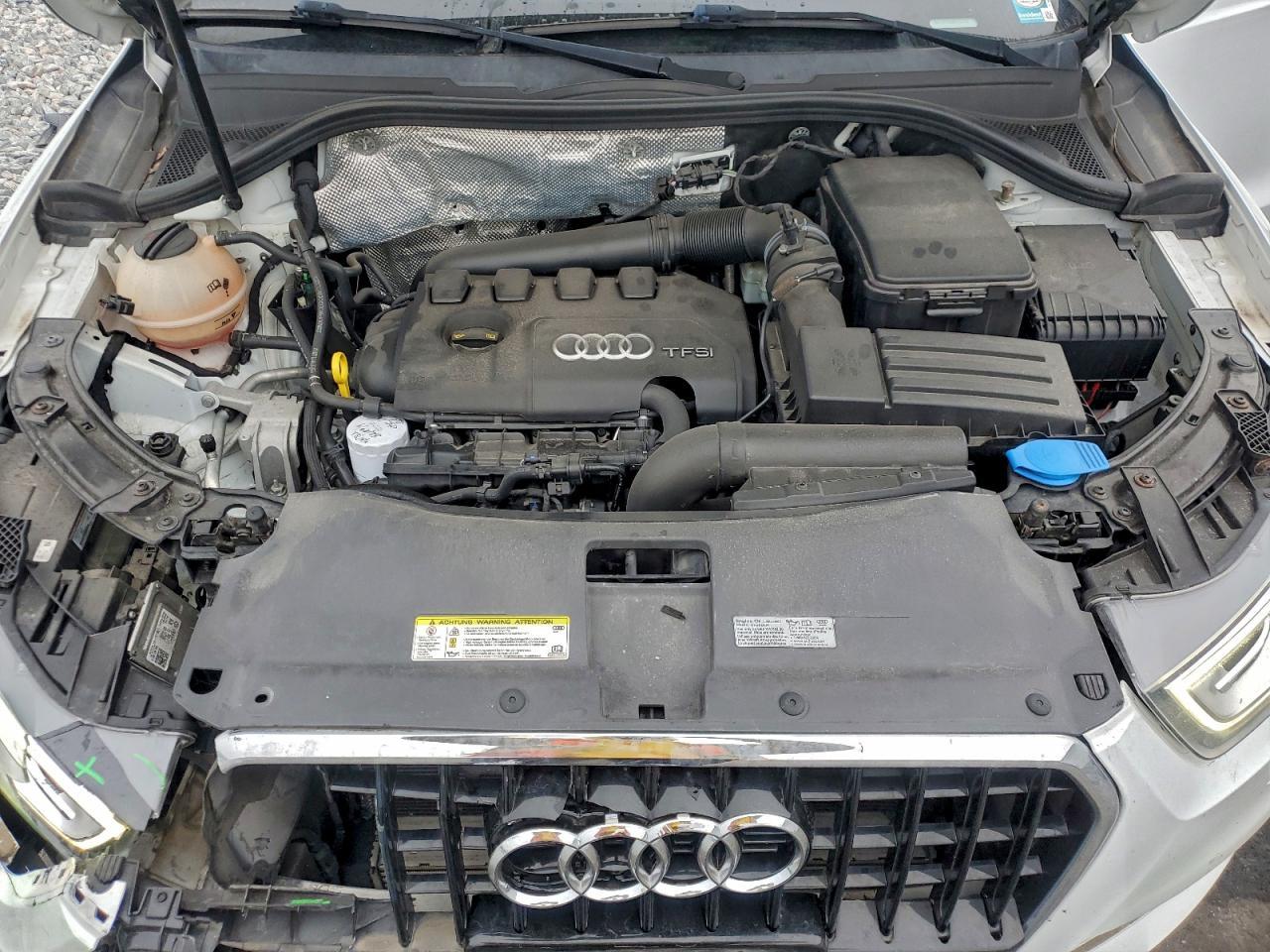 2015 AUDI Q3