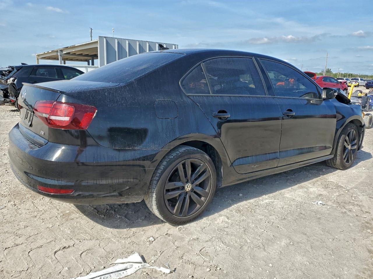 2018 VOLKSWAGEN JETTA