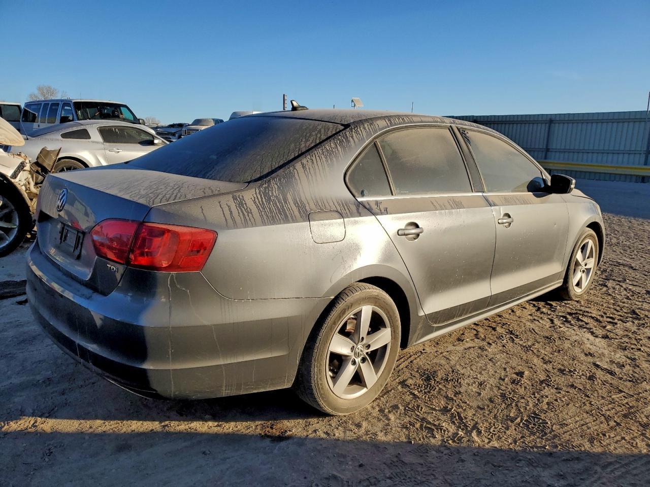 2014 VOLKSWAGEN JETTA