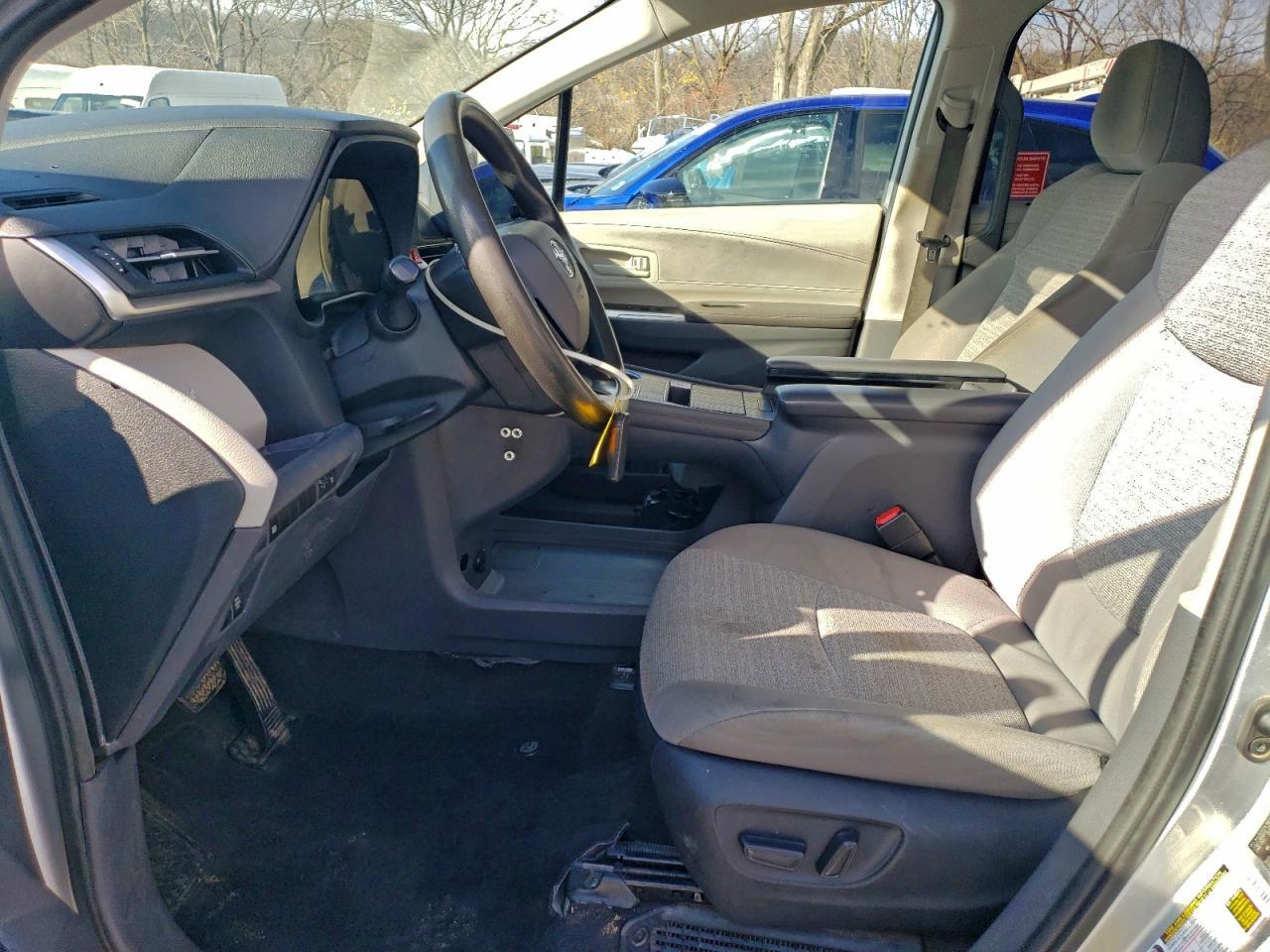 2022 TOYOTA SIENNA