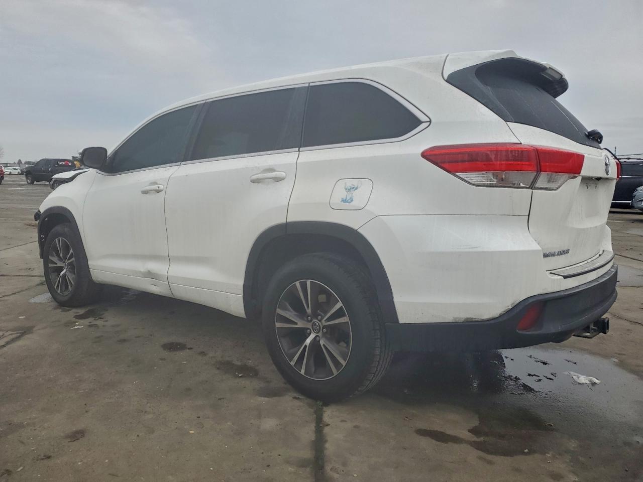 2017 TOYOTA HIGHLANDER