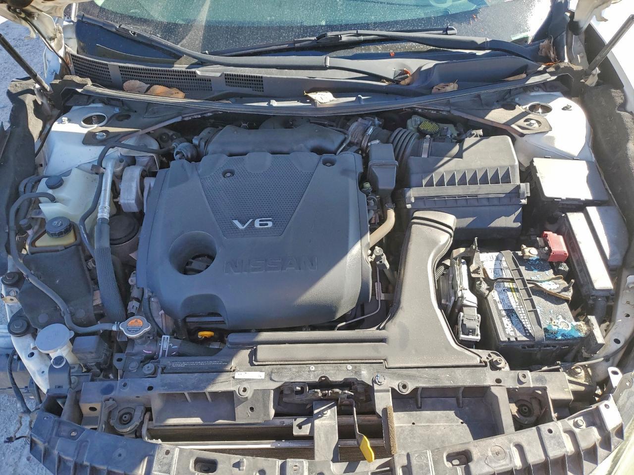 2016 NISSAN Maxima