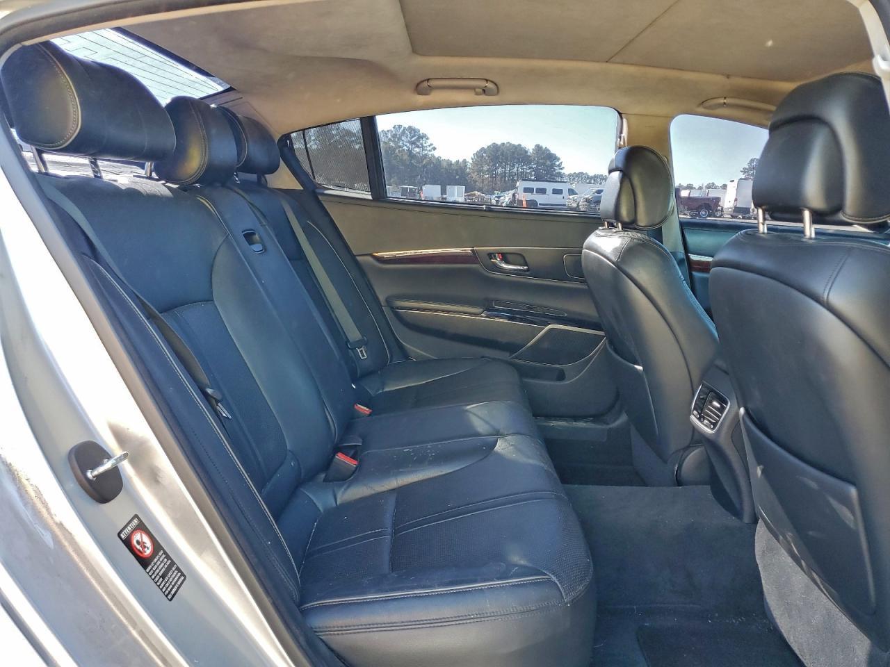 2015 KIA K900