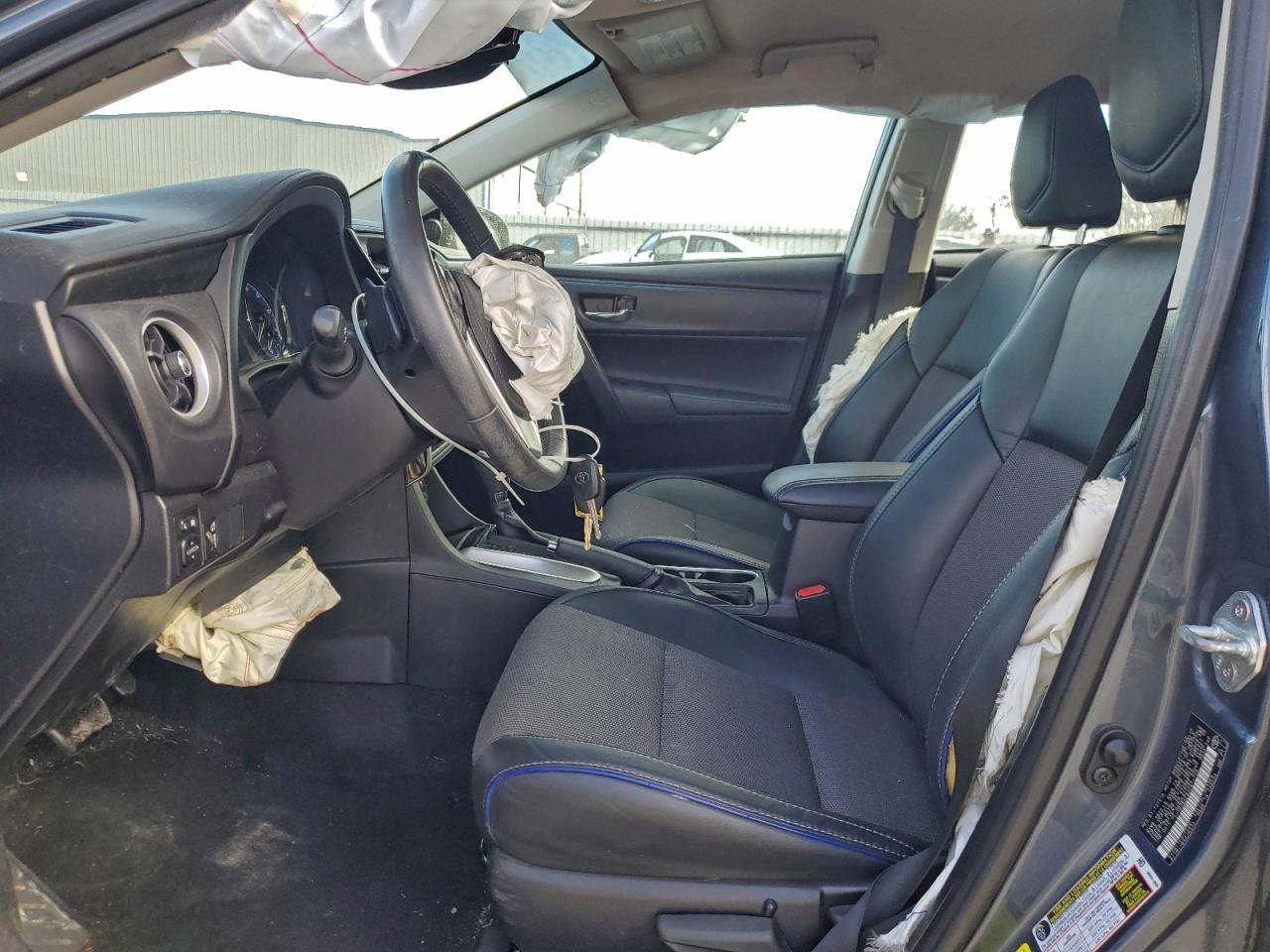 2017 TOYOTA COROLLA