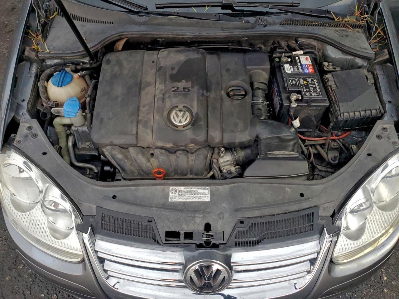 2010 VOLKSWAGEN JETTA