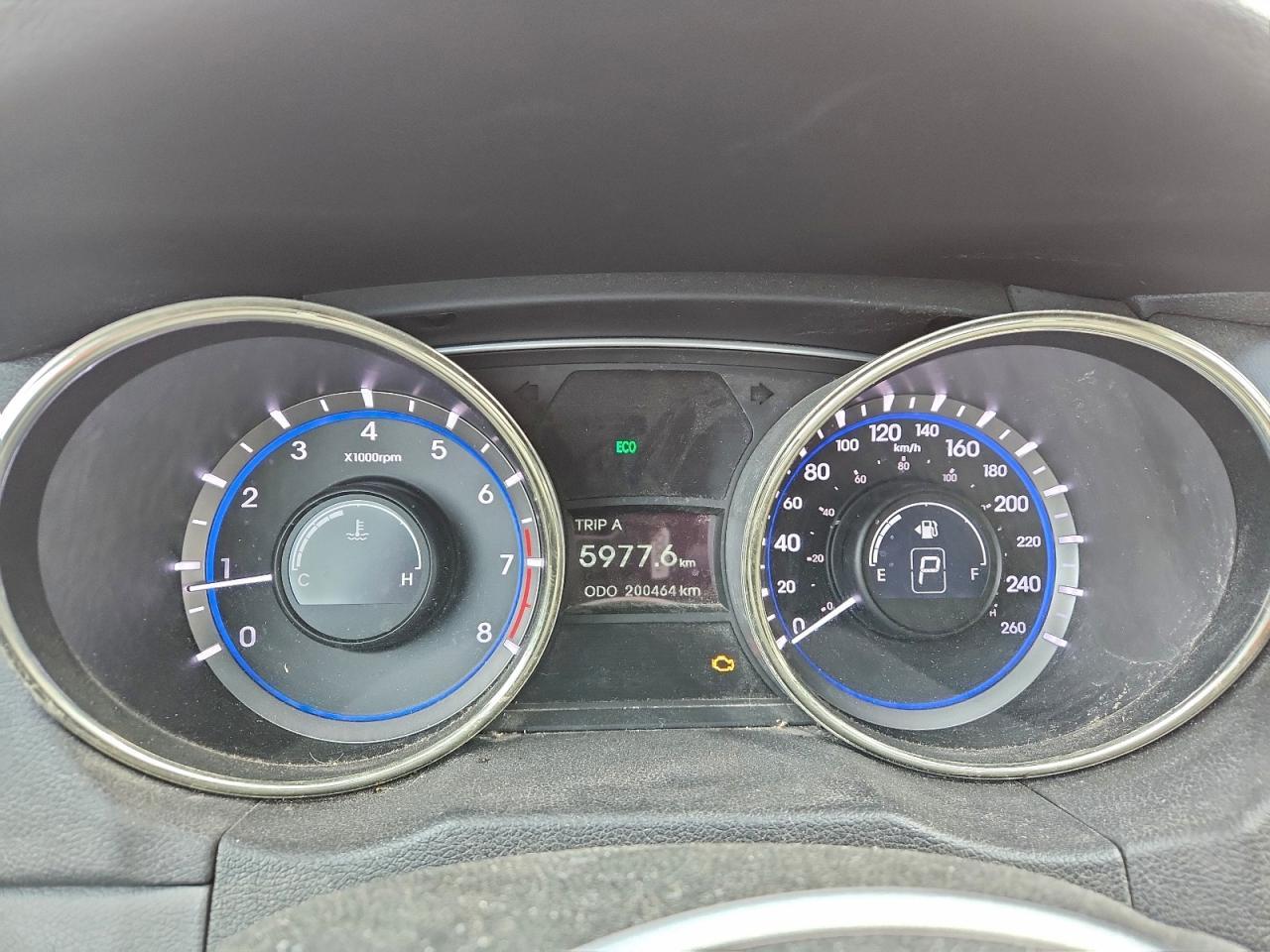 2011 HYUNDAI SONATA