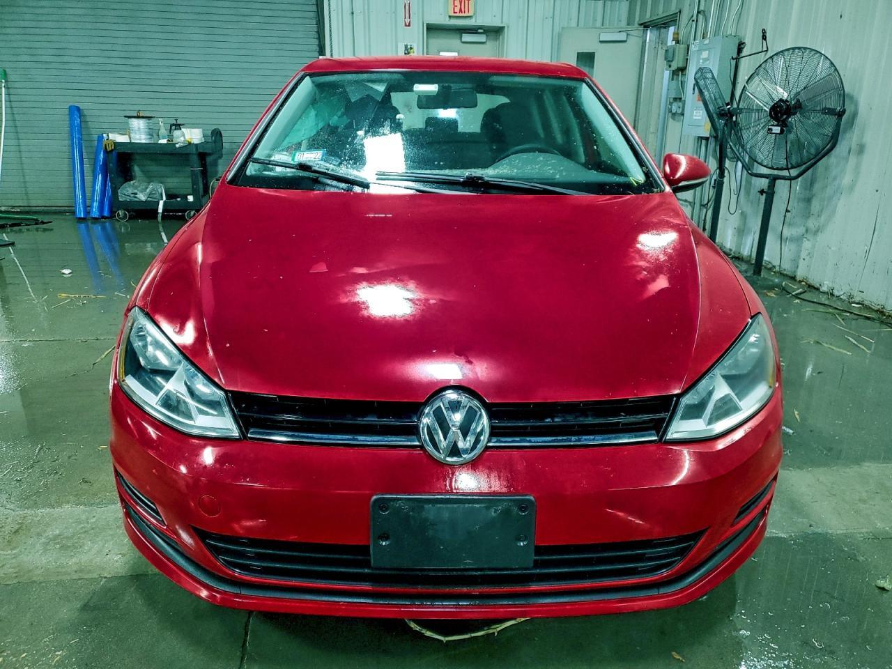 2017 VOLKSWAGEN GOLF