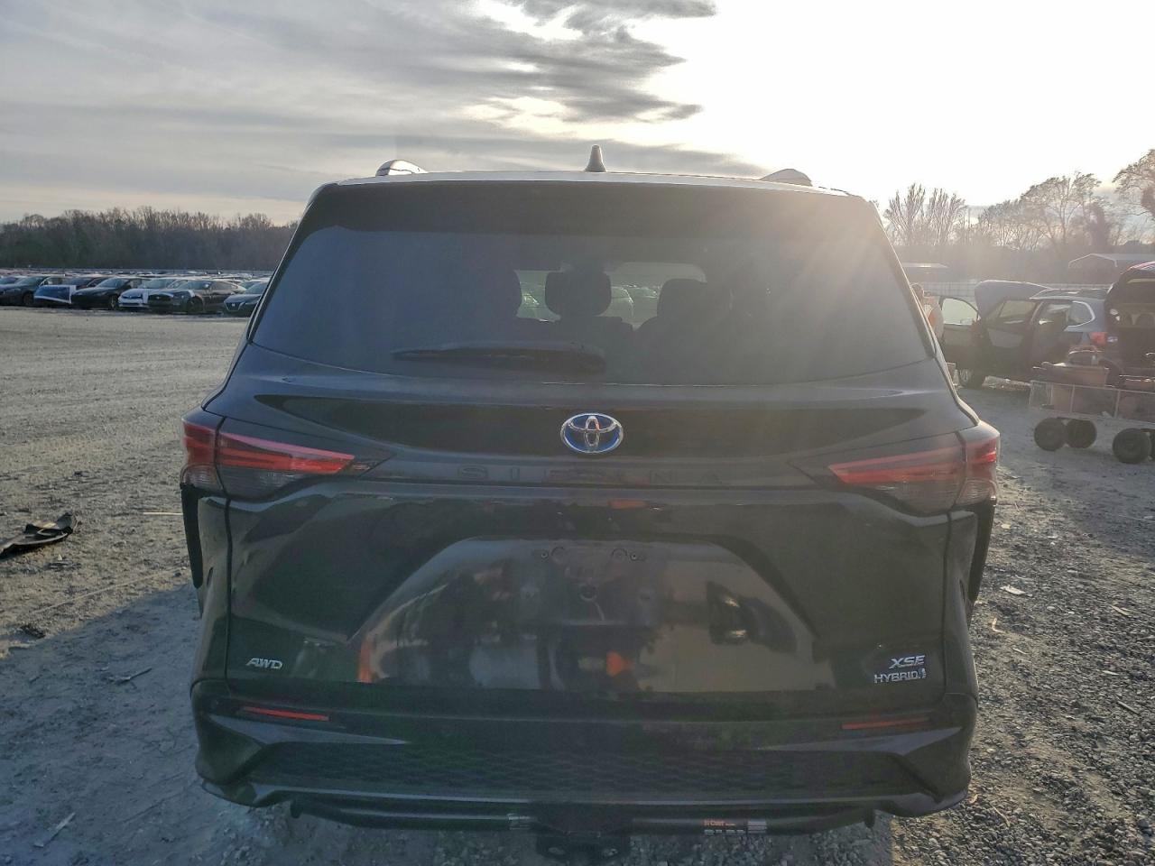 2022 TOYOTA SIENNA