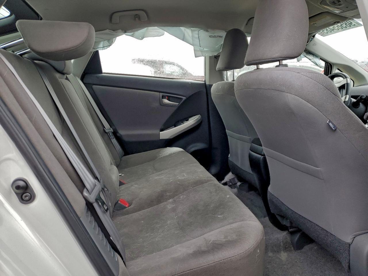 2015 TOYOTA PRIUS