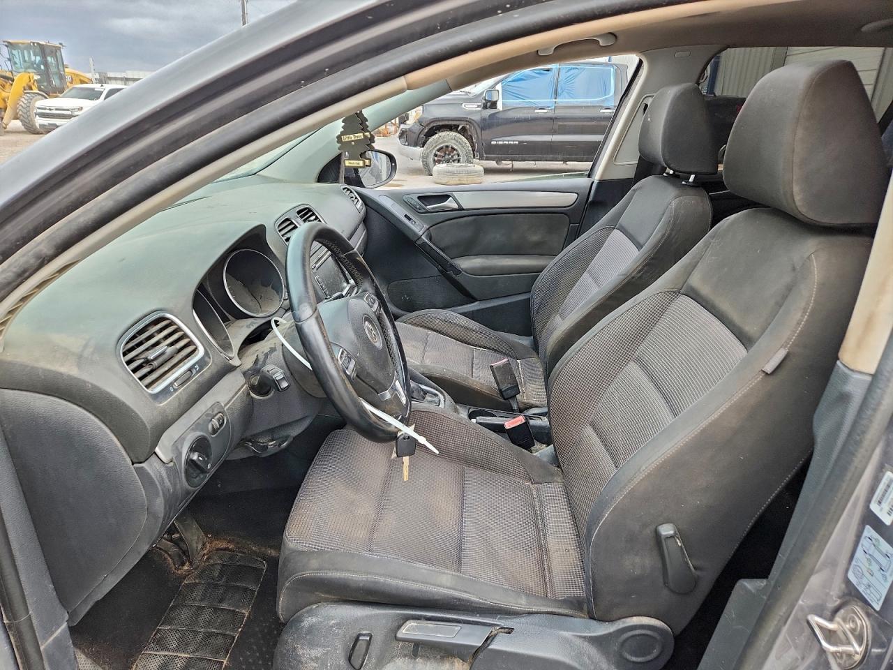 2014 VOLKSWAGEN GOLF