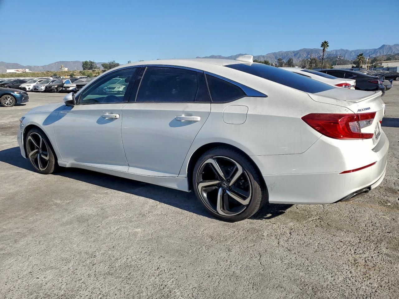 2018 HONDA ACCORD