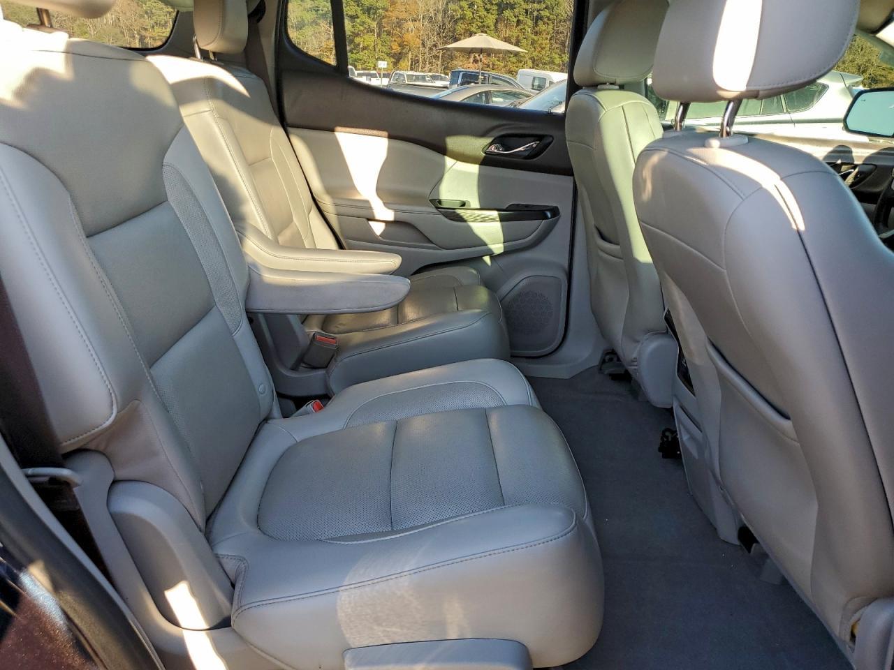 2017 GMC ACADIA