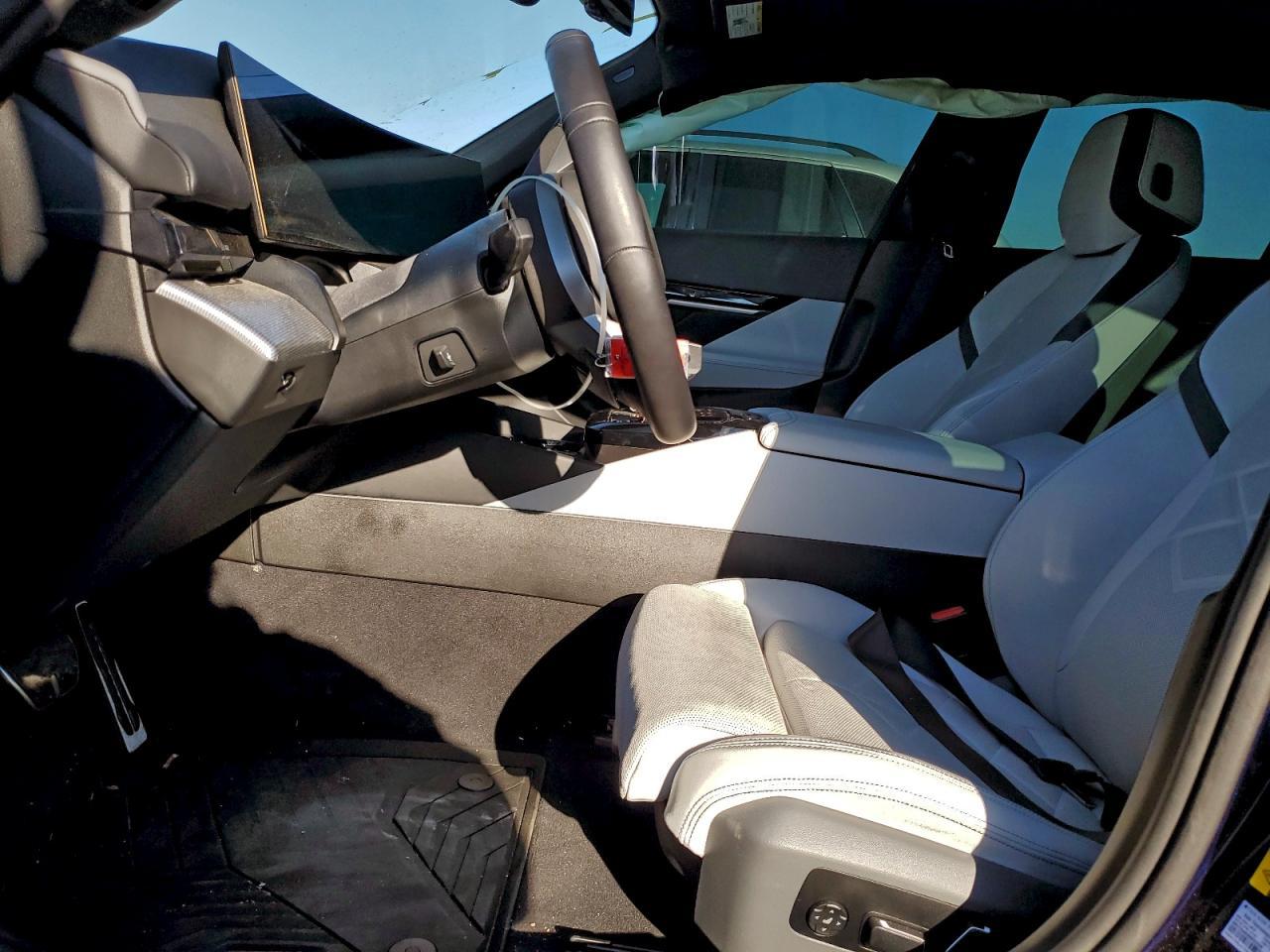 2026 BMW i5