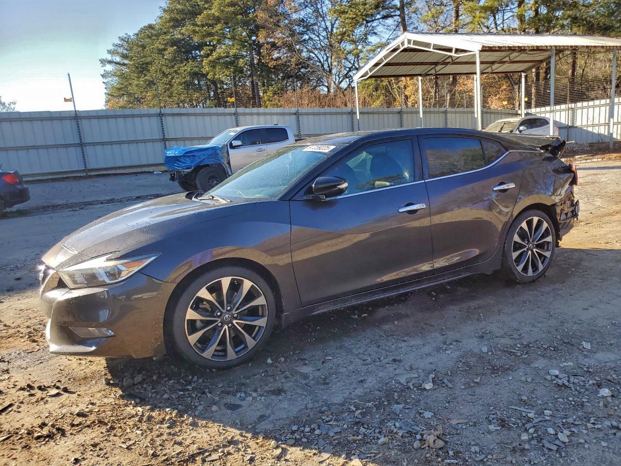 2016 NISSAN Maxima