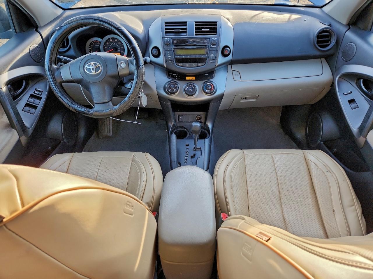 2011 TOYOTA RAV4
