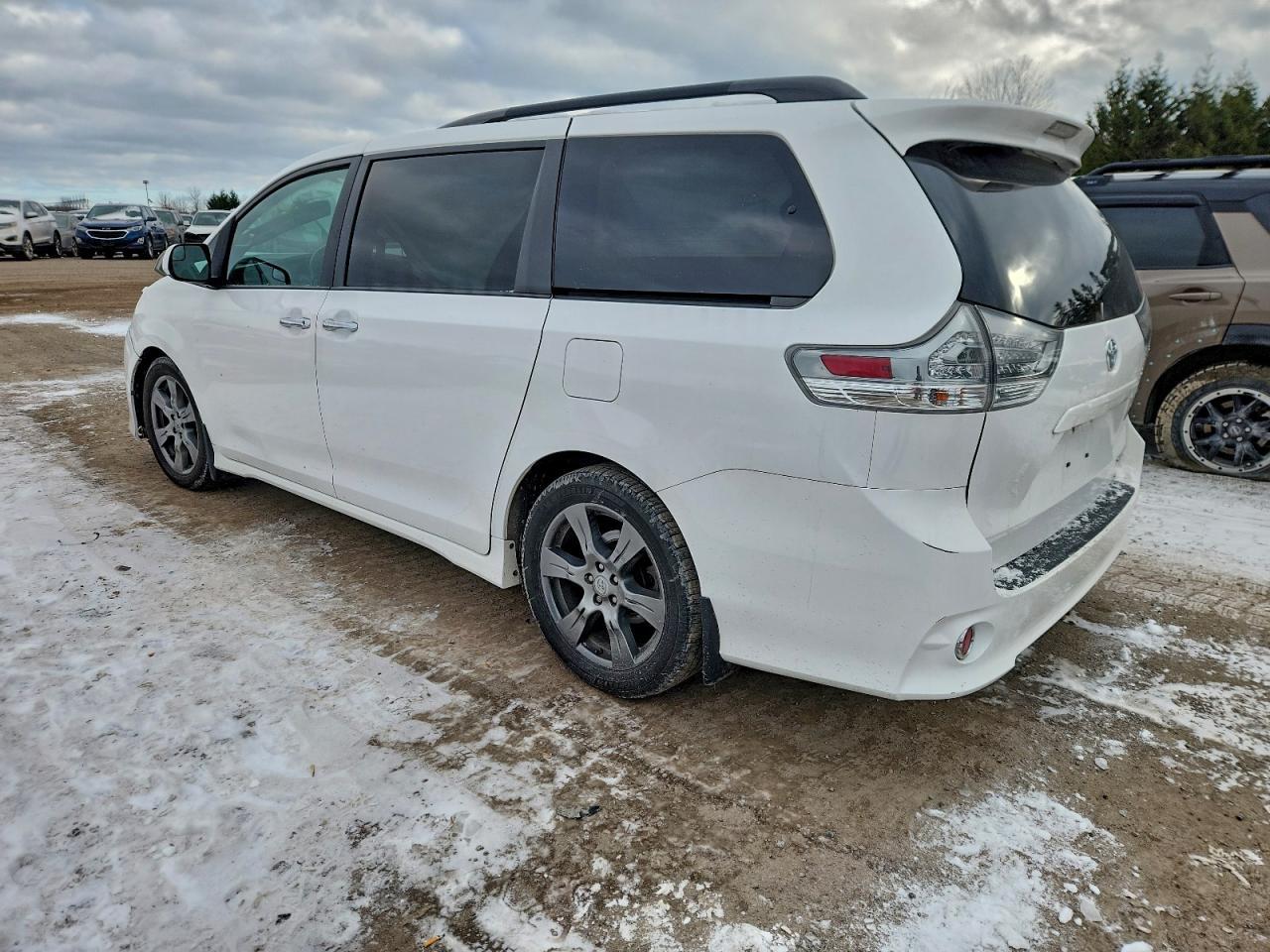 2017 TOYOTA SIENNA