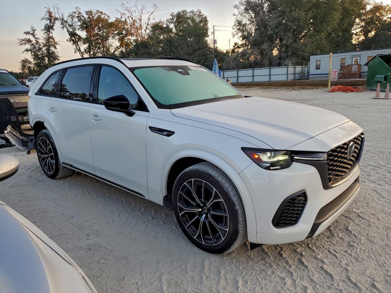2025 MAZDA Cx-70