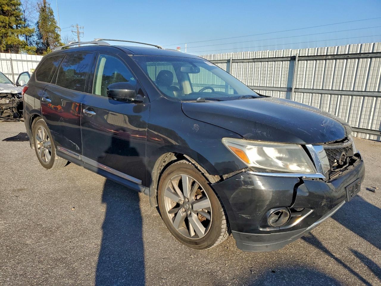 2015 NISSAN PATHFINDER