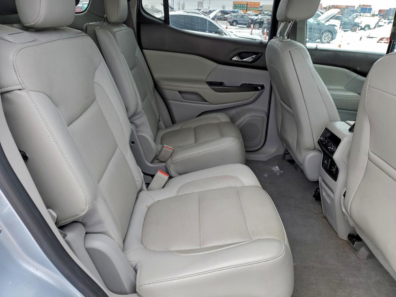 2017 GMC ACADIA