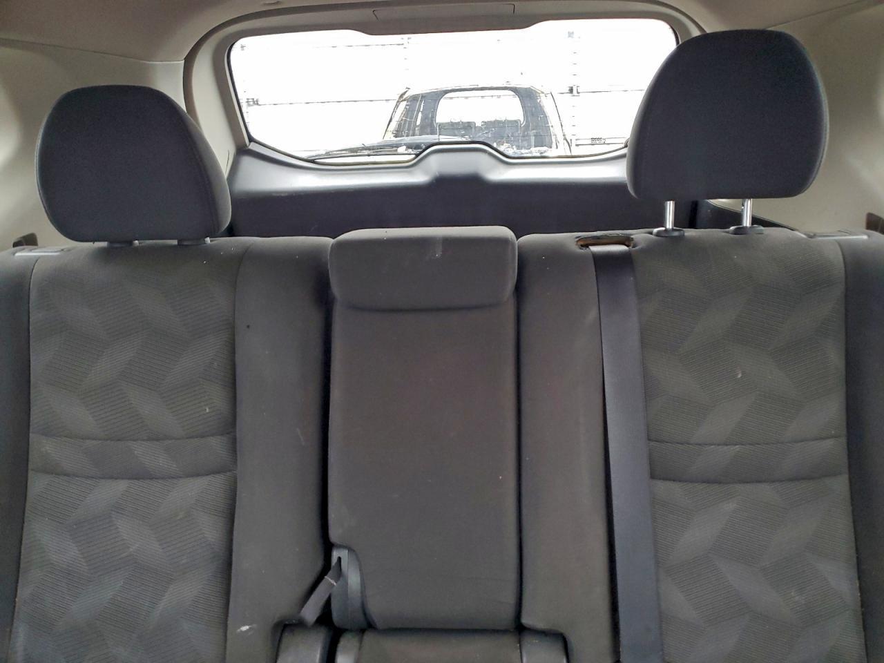 2016 NISSAN ROGUE