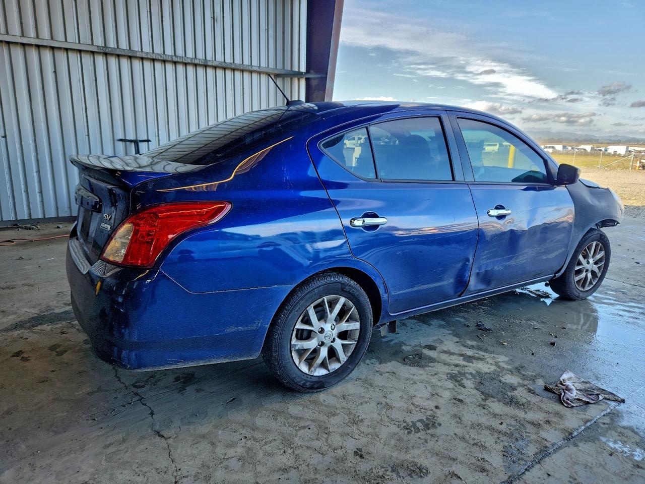 2018 NISSAN VERSA
