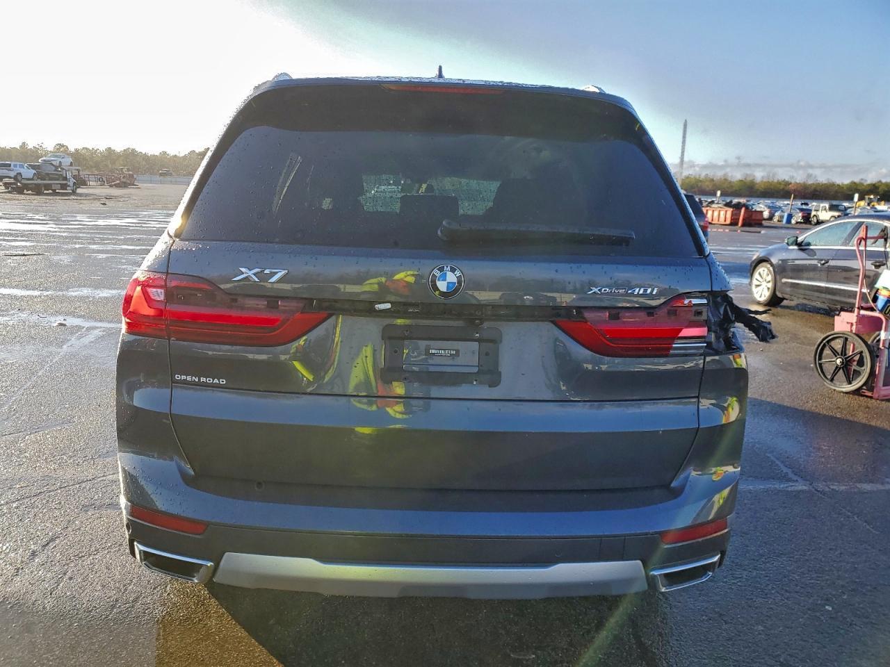 2020 BMW X7