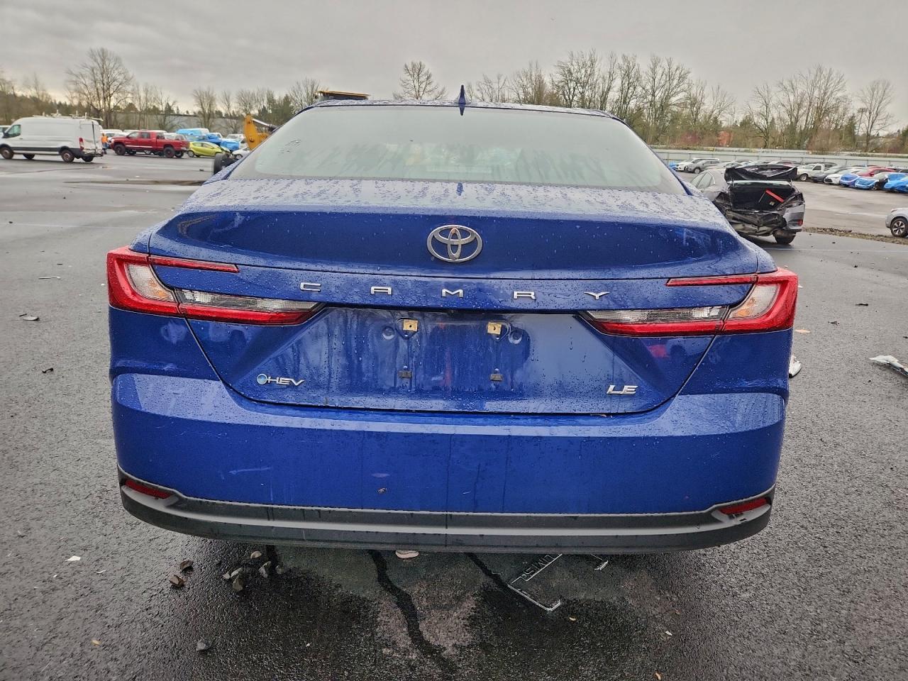 2025 TOYOTA CAMRY