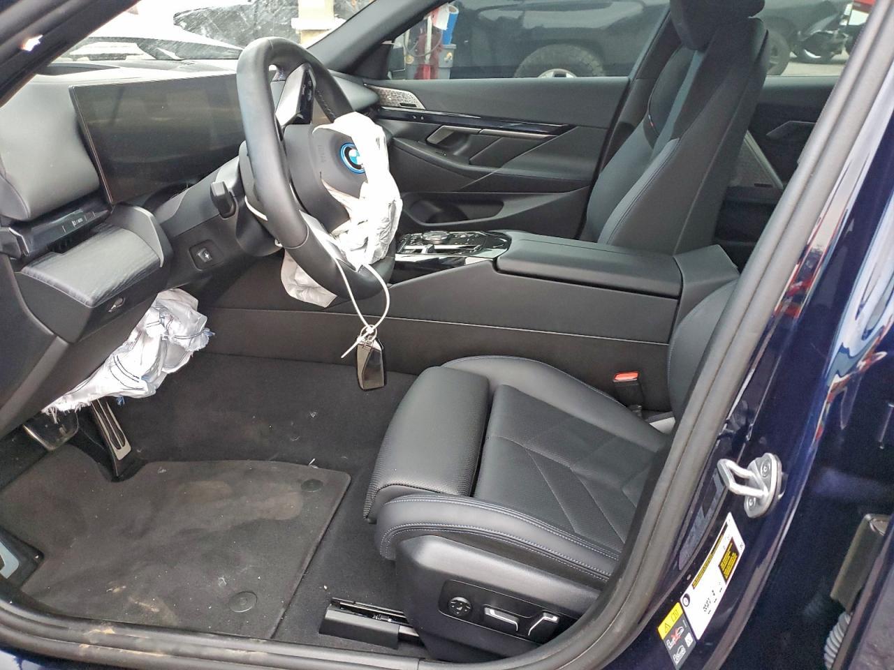 2024 BMW i5