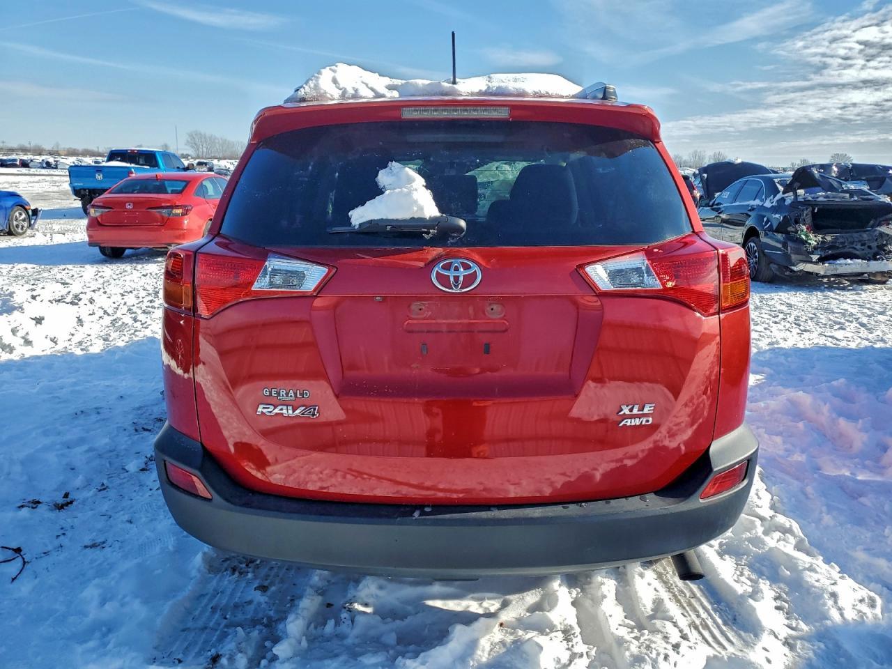 2015 TOYOTA RAV4