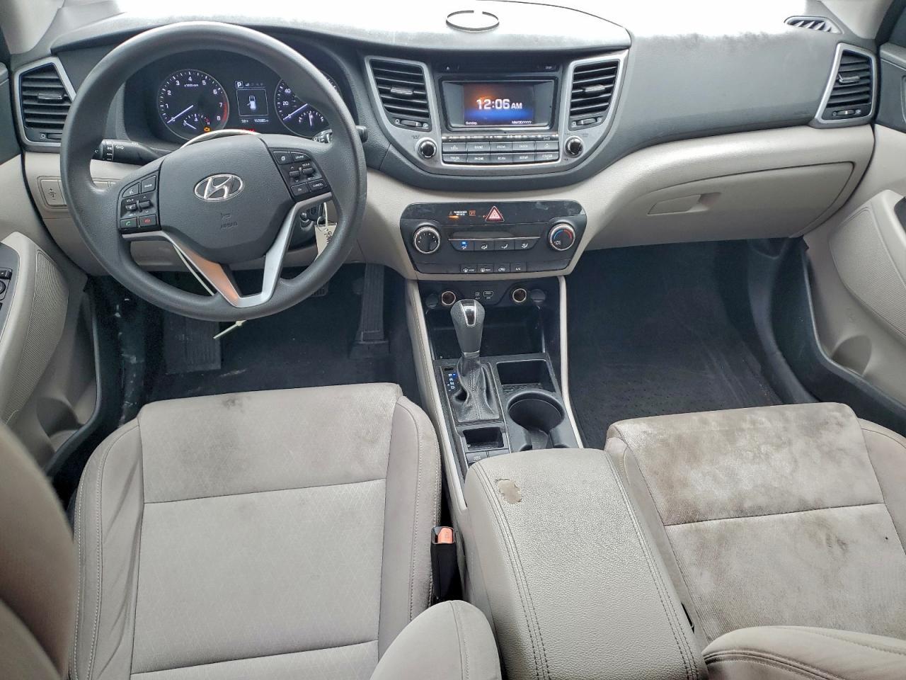 2016 HYUNDAI TUCSON