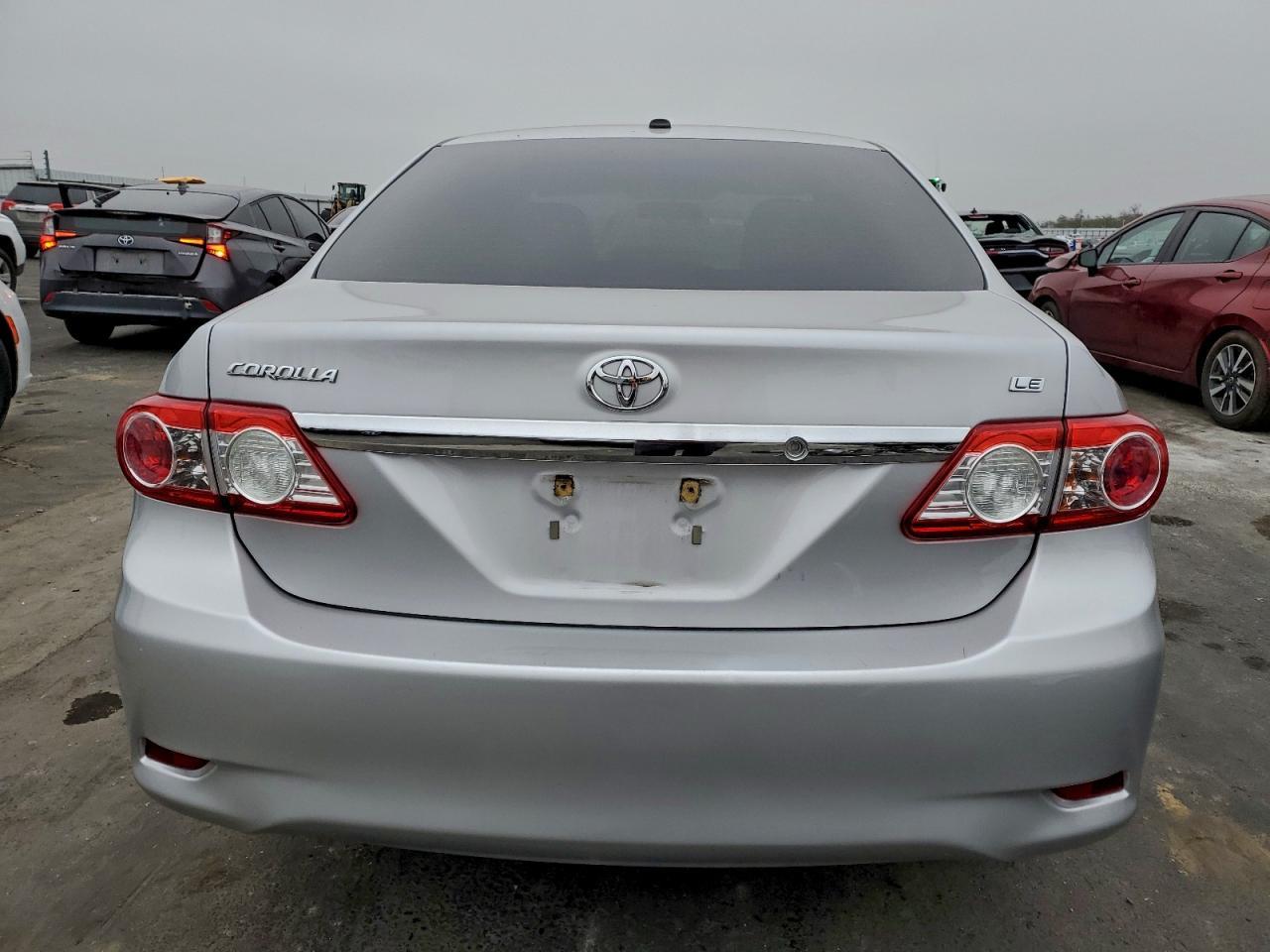 2011 TOYOTA COROLLA