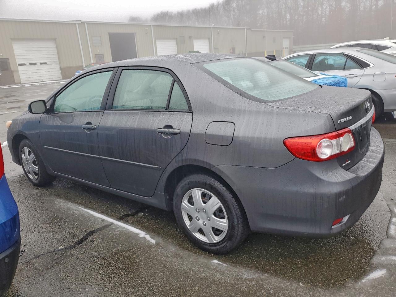 2011 TOYOTA COROLLA