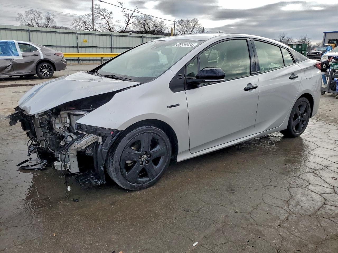2022 TOYOTA PRIUS