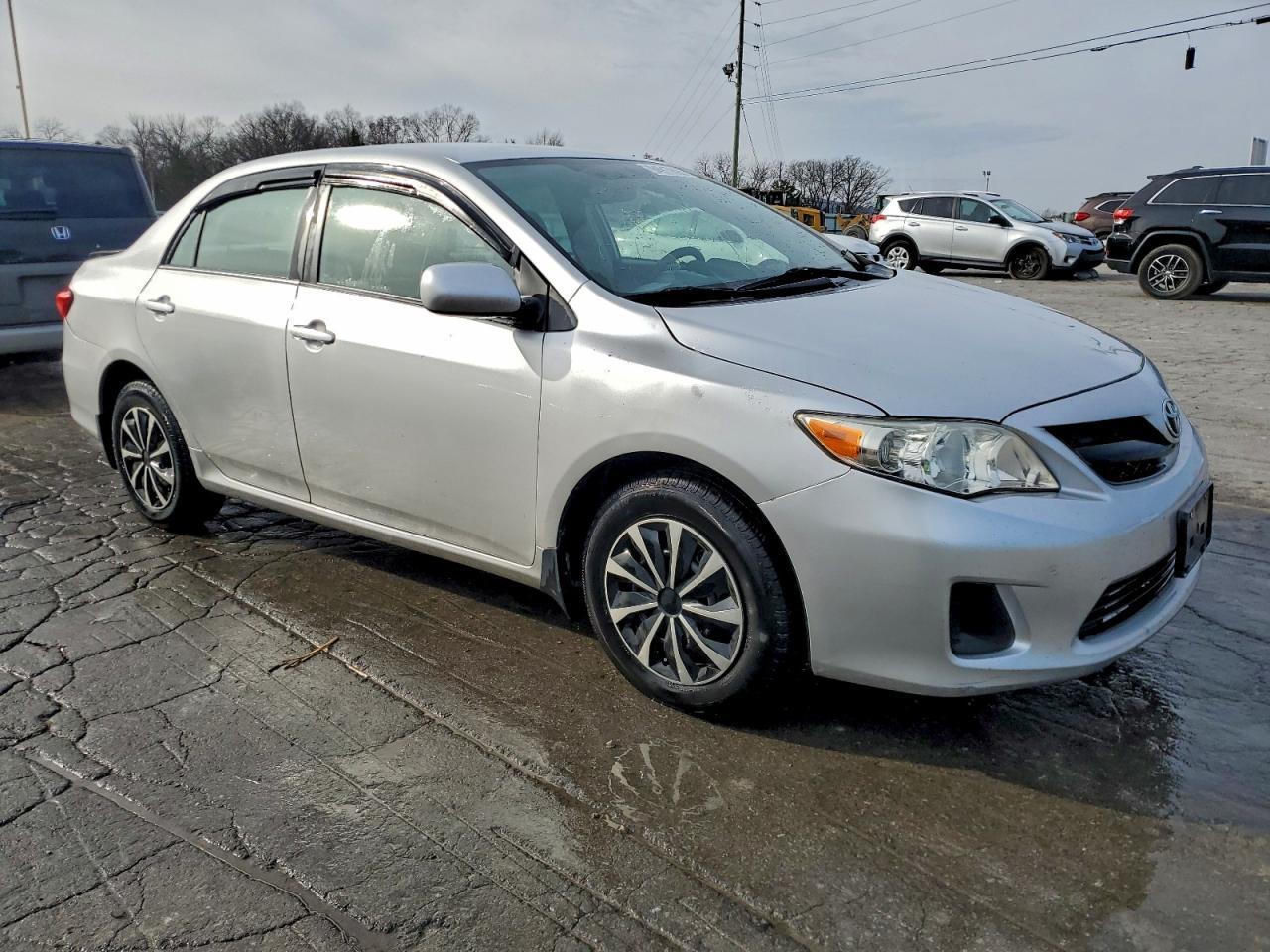 2013 TOYOTA COROLLA
