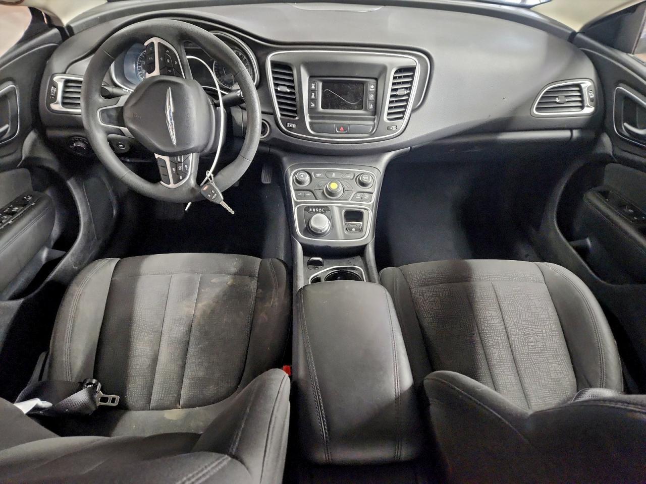 2015 CHRYSLER 200