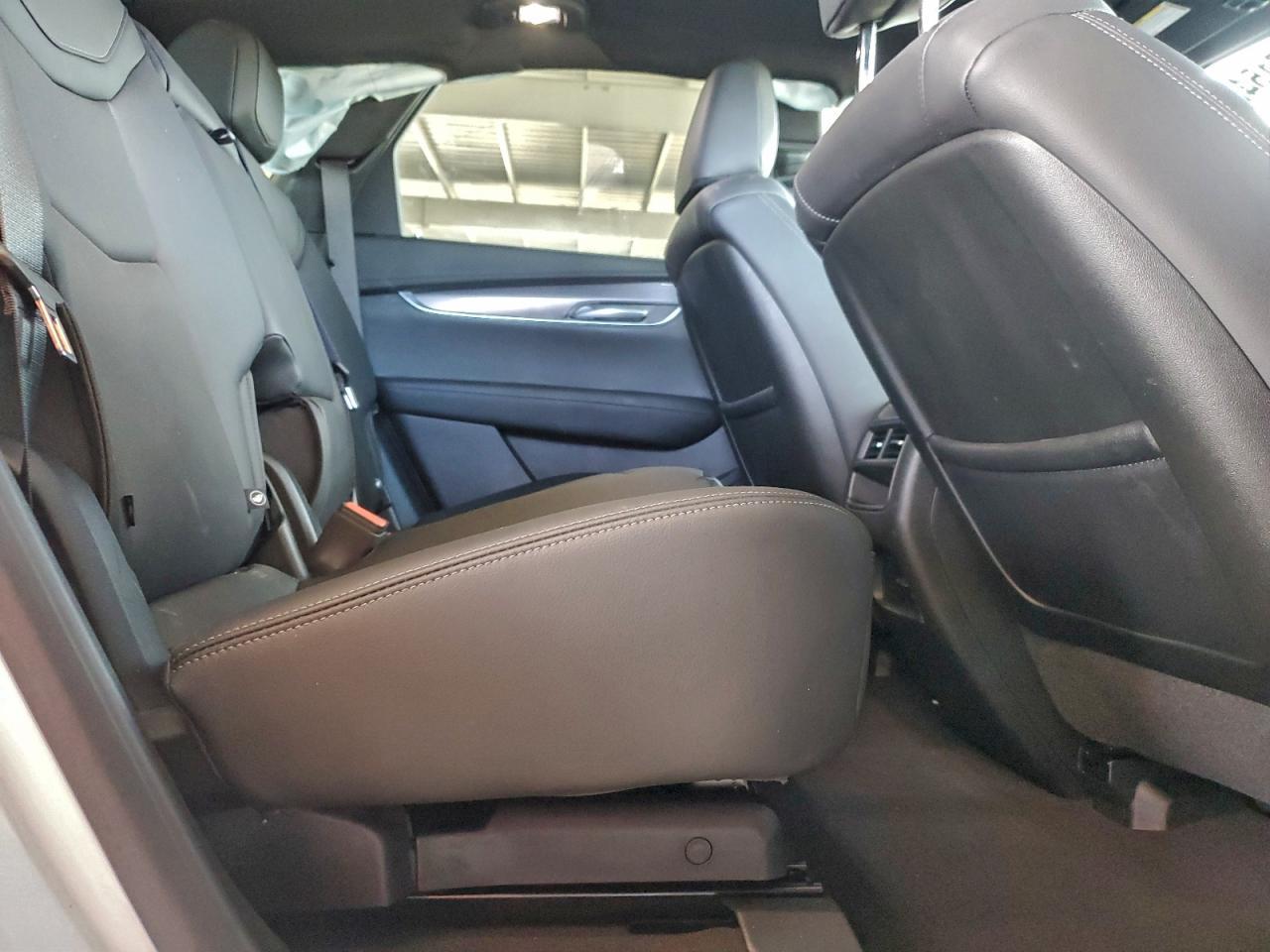 2025 CADILLAC XT5