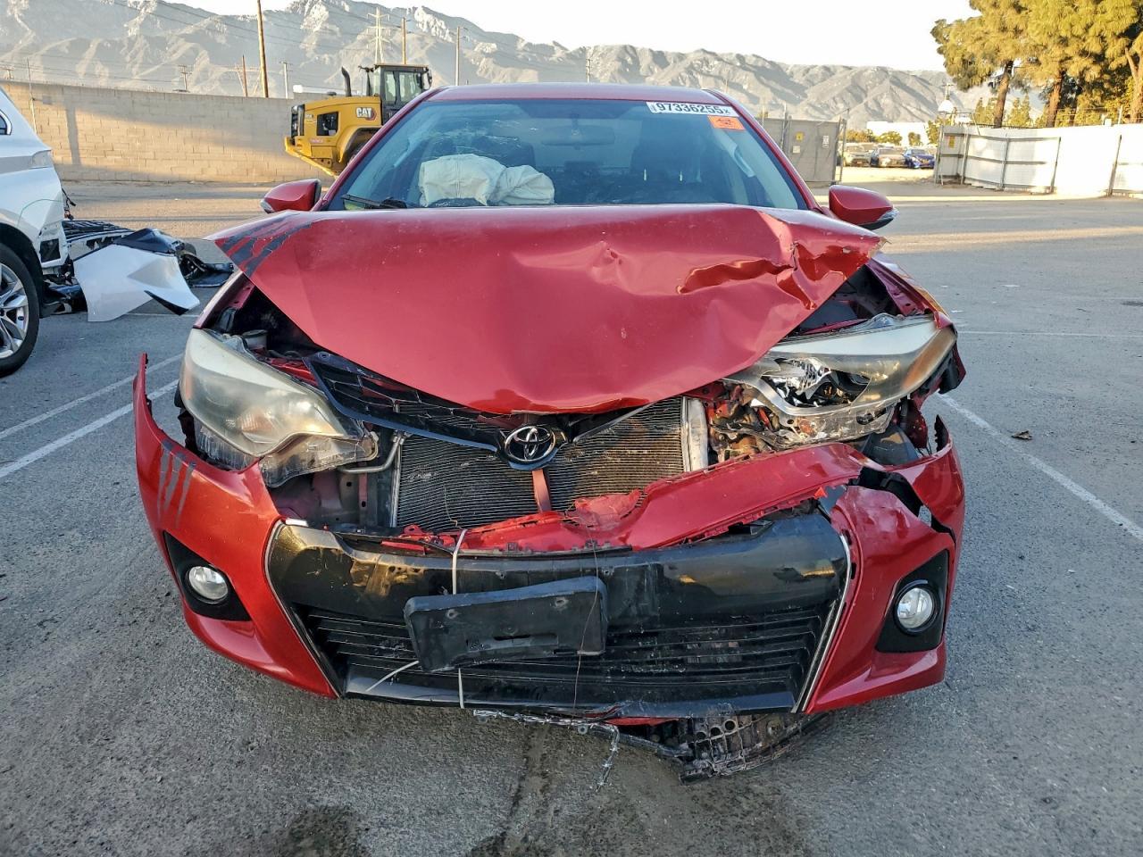 2016 TOYOTA COROLLA