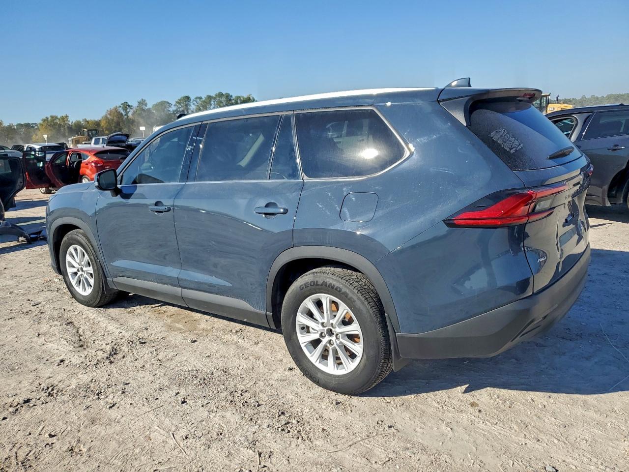 2024 TOYOTA HIGHLANDER