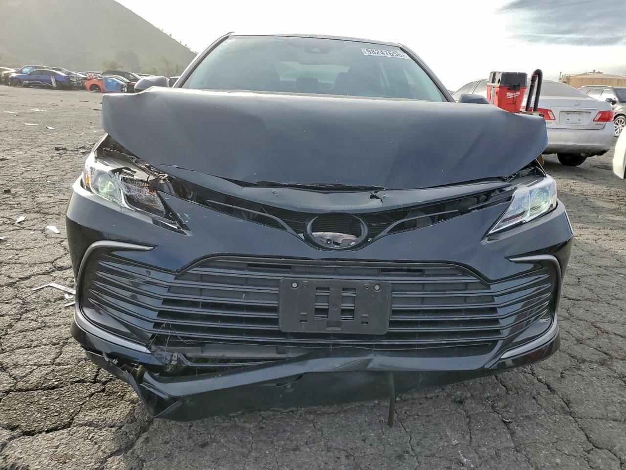 2024 TOYOTA CAMRY
